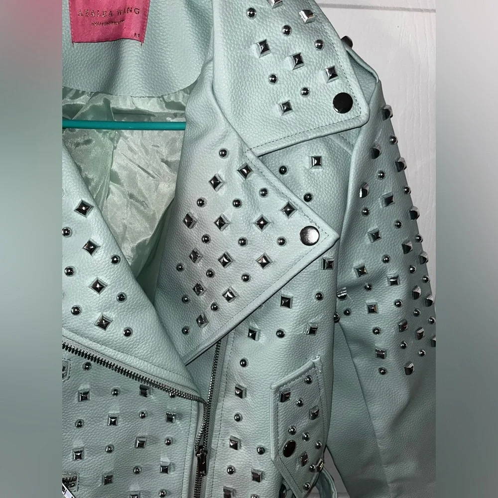 Jacket - Picture 2 of 9